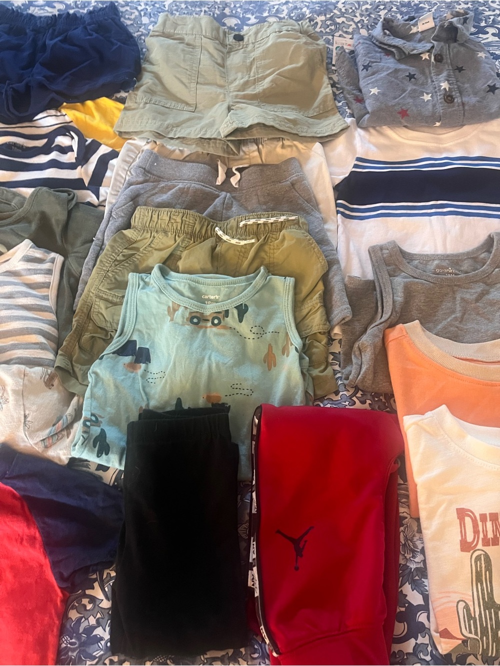 LOT- Boys 18M Onsies, T-shirts, Shorts, pants (19 Pieces)